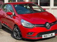 Used Renault Clio IV Dynamique 120 HP (88 kW) 2017 Red Hatchback