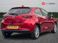 Używany Mazda 2 Inclusive 2020 Czerwony Hatchback