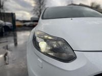 Used Ford Focus ST 250 HP (183 kW) 2014 White Hatchback