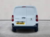 Used Peugeot Partner Premium 131 HP (96 kW) 2022 White MPV