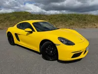 Used Porsche 718 Cayman 300 HP (220 kW) 2019 Yellow Coupe