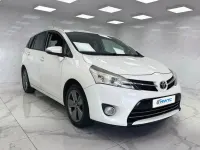 Usado Toyota Verso Trend 110 HP (80 kW) 2014 Branco Monovolume