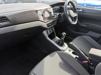 Used VW Polo Life 80 HP (58 kW) 2023 White Hatchback