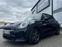 Used Mini Cooper S Classic 180 HP (132 kW) 2022 Blue/black Hatchback