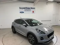Usado Ford Puma Titanium 125 CV (91 kW) 2022 Plateado SUV
