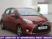 Used Toyota Yaris Active 101 HP (74 kW) 2021 Red Hatchback
