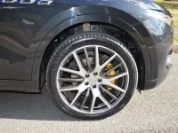 Used Maserati Levante 275 HP (202 kW) 2017 Nero black metallic SUV