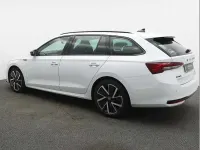 Used Skoda Octavia SportLine 147 HP (108 kW) 2025 White Estate