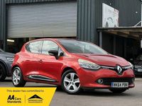 Used Renault Clio IV Dynamique 75 HP (55 kW) 2014 Red Hatchback
