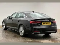 Begagnad Audi A5 Sport 150 HK (110 kW) 2024 Svart Halvkombi