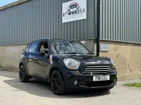 Used Mini Cooper Countryman 122 HP (89 kW) 2011 Black SUV