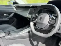 Używany Peugeot 308 Allure 129 KM (94 kW) 2022 Czarny Hatchback