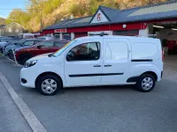 Used Nissan NV250 Base 95 HP (69 kW) 2021 White Van