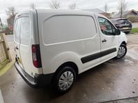 Used Citroën Berlingo 90 HP (66 kW) 2013 White MPV