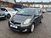 Begagnad Toyota Yaris 69 HK (50 kW) 2011 Grå Halvkombi