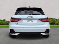 Usado Audi A1 Black Edition 95 HP (69 kW) 2025 Branco SUV