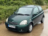 Used Toyota Yaris 2005 Green Hatchback