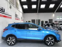 Used Nissan Qashqai Tekna 115 HP (84 kW) 2018 Blue SUV