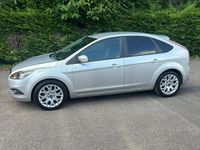 Used Ford Focus Zetec 110 HP (80 kW) 2011 Silver Hatchback