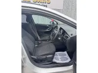 Used Vauxhall Astra Design Edition 110 HP (80 kW) 2017 Silver Estate