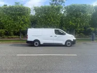 Used Vauxhall Vivaro S 100 HP (73 kW) 2023 White MPV
