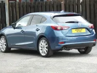 Used Mazda 3 Inclusive 120 HP (88 kW) 2018 Blue Hatchback