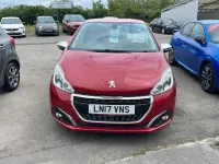 Used Peugeot 208 Allure 82 HP (60 kW) 2017 Red Hatchback