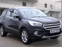 Usado Ford Kuga Titanium 150 CV (110 kW) 2018 Negro SUV