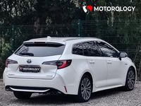 Used Toyota Corolla 184 HP (135 kW) 2019 White Estate