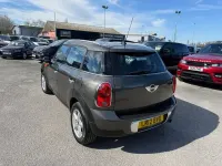 Usado Mini One Countryman 98 CV (72 kW) 2012 Gris SUV