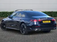 Used Mercedes E300 Urban 313 HP (230 kW) 2025 Blue Sedan