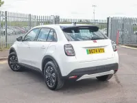 Used Fiat 600 Red 114 kW (156 HP) 2024 White SUV