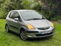 Begagnad Honda Jazz SE 83 HK (61 kW) 2005 Silver Halvkombi