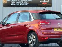 Used Citroën C4 Picasso Exclusive 2015 Red MPV