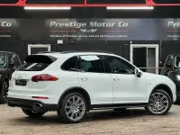 Used Porsche Cayenne Diesel 260 HP (191 kW) 2014 White SUV