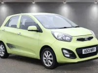 Used Kia Picanto 85 HP (62 kW) 2013 Green Hatchback