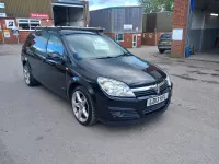 Used Vauxhall Astra Club 108 HP (79 kW) 2013 Black Van