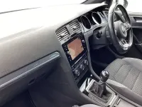 Used VW Golf VII R-line 150 HP (110 kW) 2019 White Hatchback