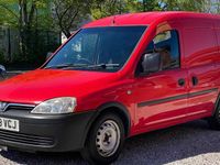 Used Vauxhall Combo 75 HP (55 kW) 2010 Red MPV
