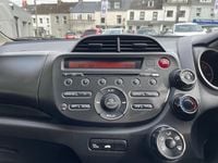 Used Honda Jazz S 90 HP (66 kW) 2013 Red Hatchback