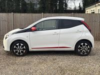 Used Toyota Aygo Trend 72 HP (52 kW) 2021 White Hatchback