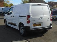 Used Citroën Berlingo 130 HP (95 kW) 2020 White MPV