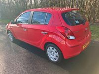 Used Hyundai i20 Classic 2014 Red Hatchback