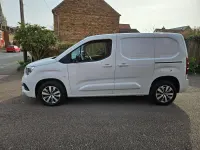 Used Vauxhall Combo S 100 HP (73 kW) 2023 White MPV