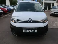Used Citroën Berlingo 99 HP (72 kW) 2022 White MPV