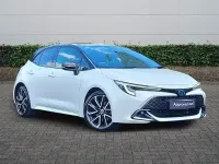 Used Toyota Corolla 196 HP (144 kW) 2025 White/black Hatchback