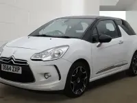 Used Citroën DS3 PureTech 110 HP (80 kW) 2014 White Hatchback