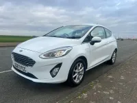 Used Ford Fiesta Zetec 2017 White Hatchback