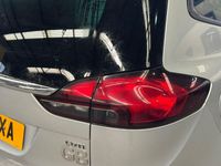 Used Vauxhall Zafira SRi 170 HP (125 kW) 2012 Silver MPV