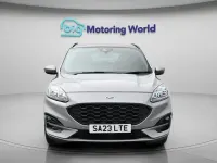 Usado Ford Kuga ST-Line X 190 CV (139 kW) 2023 Plateado SUV